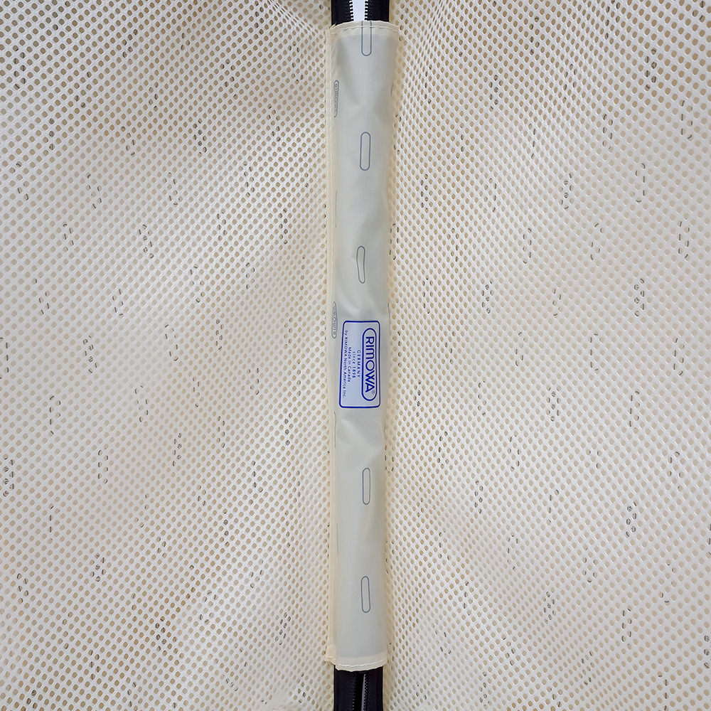 リモワ サルサ エアー 中古商品 820.52.45.4 34リットル 4輪