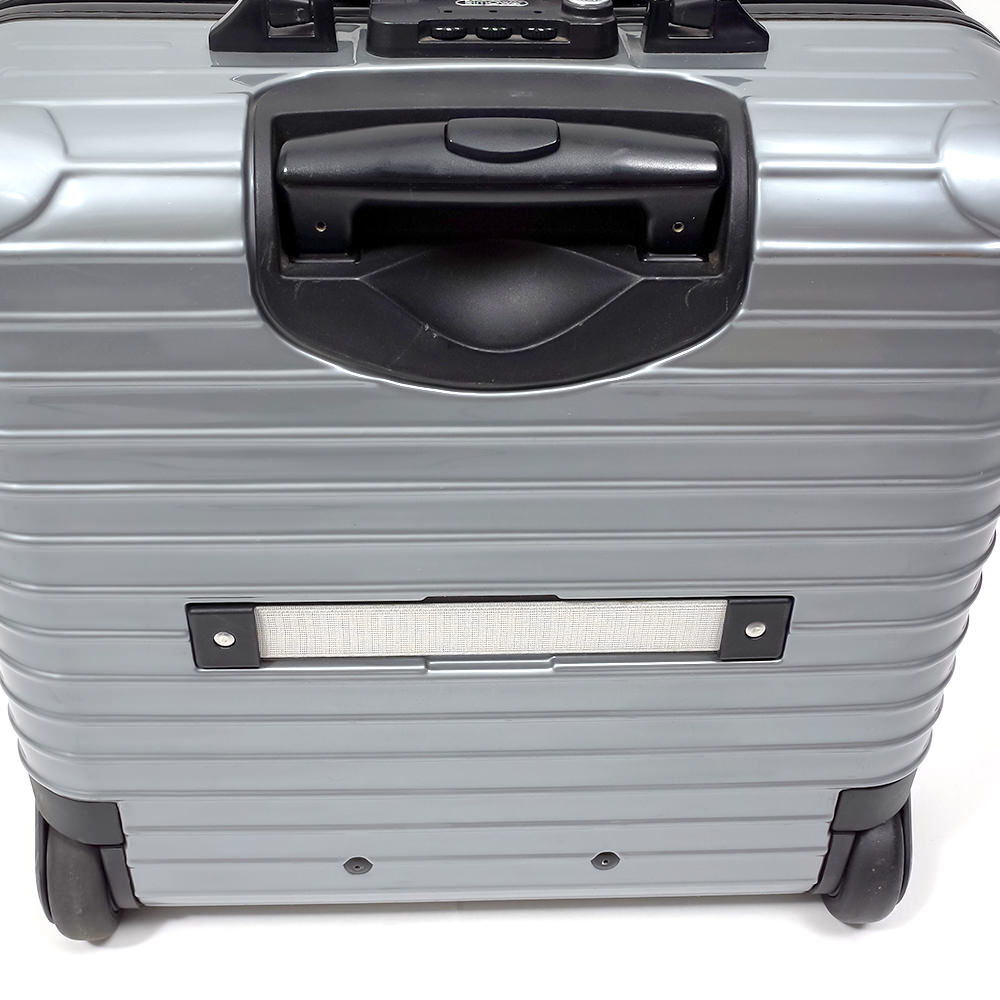 ルフトハンザ リモワ ボレロ 中古商品 821.90-4 23リットル 2輪