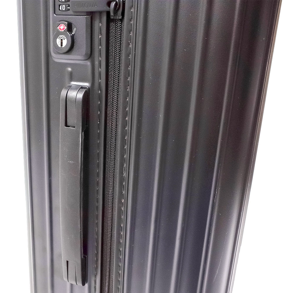 リモワ エッセンシャル チェックインM 60L 中古商品 マットブラック