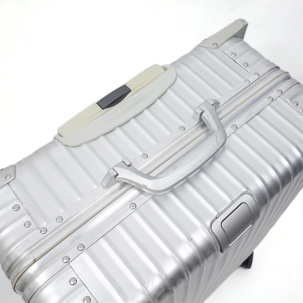 リモワ トパーズ 中古商品 932.70-3 82リットル 4輪