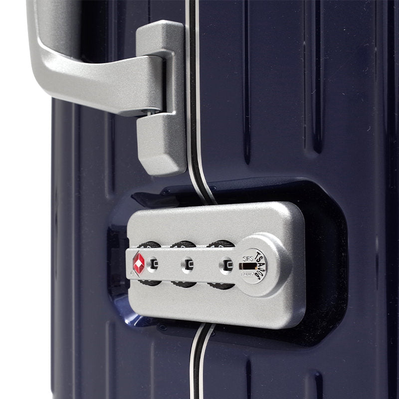 ハイブリッド ルフトハンザエディション Cabin ブルー 37L