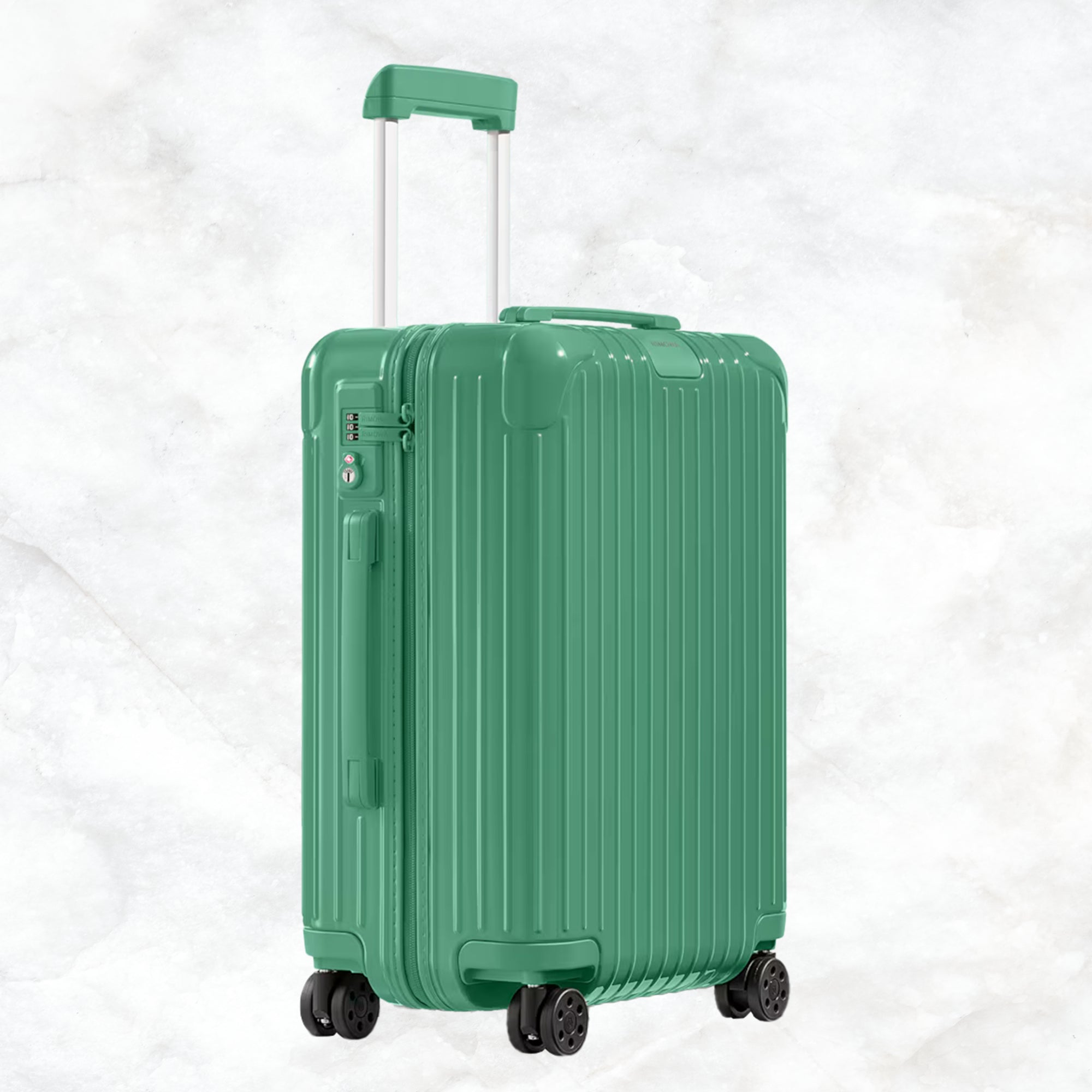 リモワ エッセンシャル 832.53.96.1 キャビン グロスヴェルデグリーン 36L