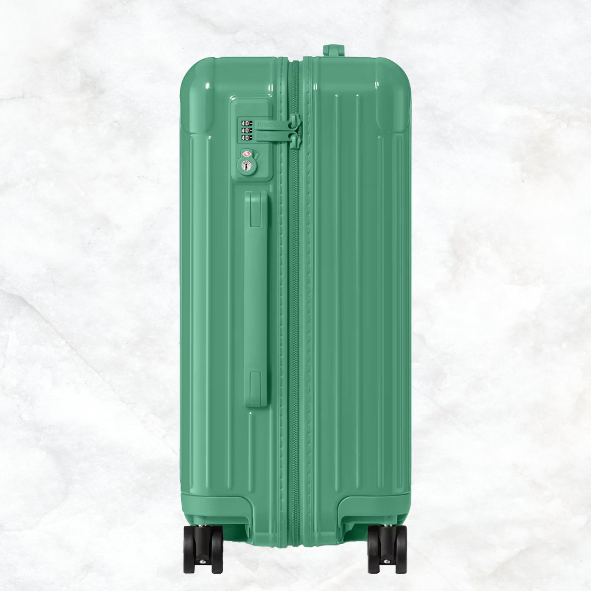 リモワ エッセンシャル 832.53.96.1 キャビン グロスヴェルデグリーン 36L