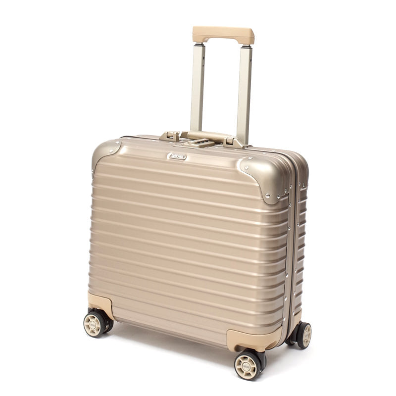 リモワ トパーズ チタニウム 923.40.03.4 アウトレット商品 26リットル 4輪