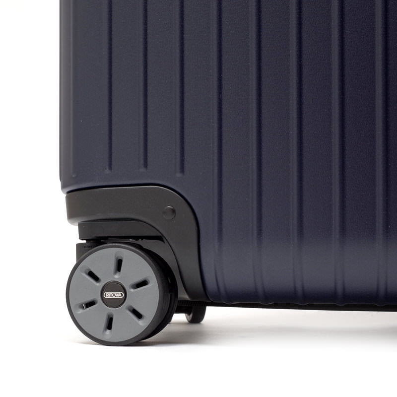 【週末限定価格】リモワ サルサ 電子タグ 811.77.39.5 アウトレット商品 96リットル 4輪