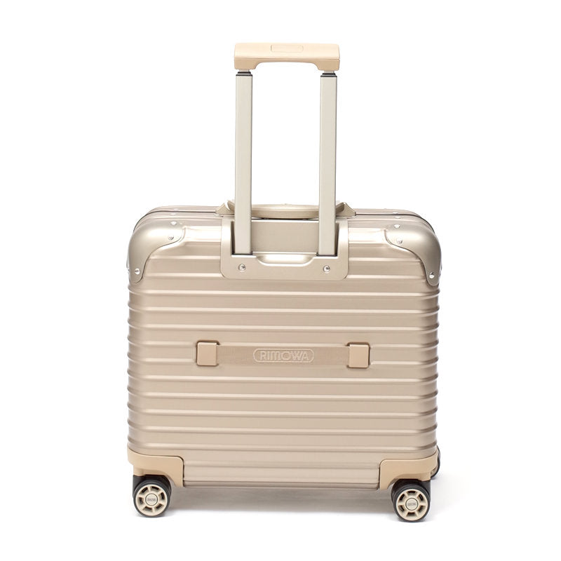 リモワ トパーズ チタニウム 923.40.03.4 アウトレット商品 26リットル 4輪