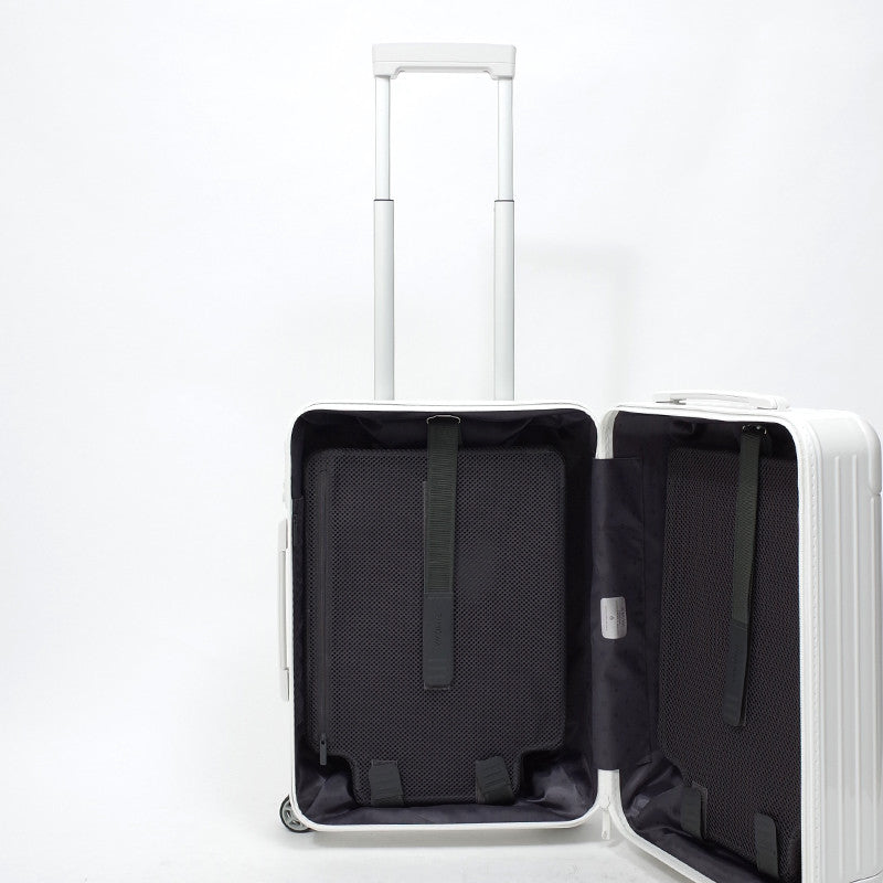 リモワ エッセンシャル 832.53.66.4 キャビン 36L 在庫商品 ホワイト