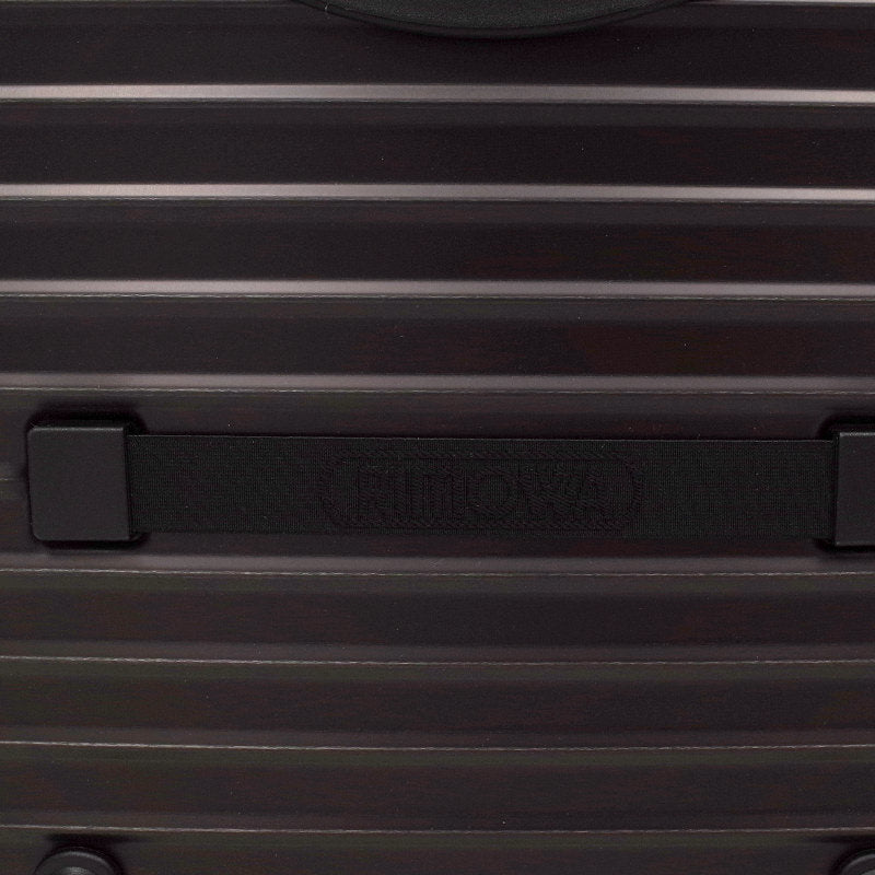 リモワ トパーズ ステルス 在庫商品 923.40.01.2 28リットル 2輪
