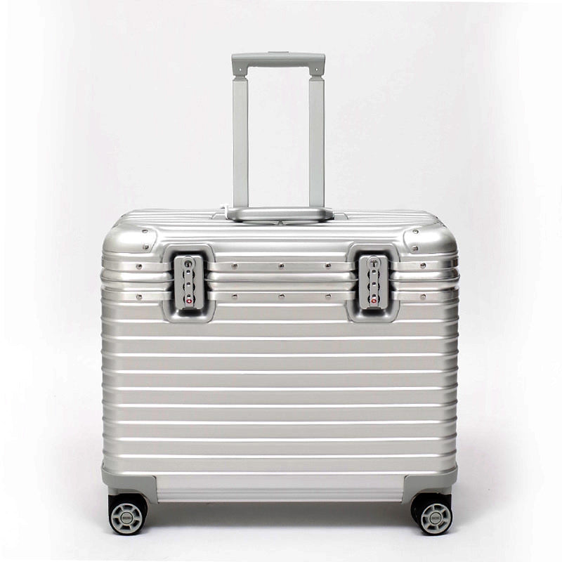 リモワ パイロット 923.50.00.4 在庫商品 34リットル 4輪
