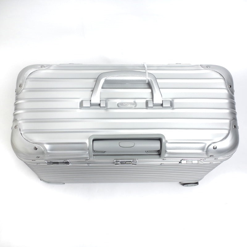 リモワ パイロット 923.50.00.4 在庫商品 34リットル 4輪