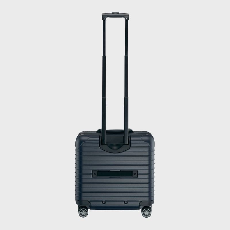 ルフトハンザ リモワ エアーライト コレクション 1747036 27リットル 在庫商品 4輪