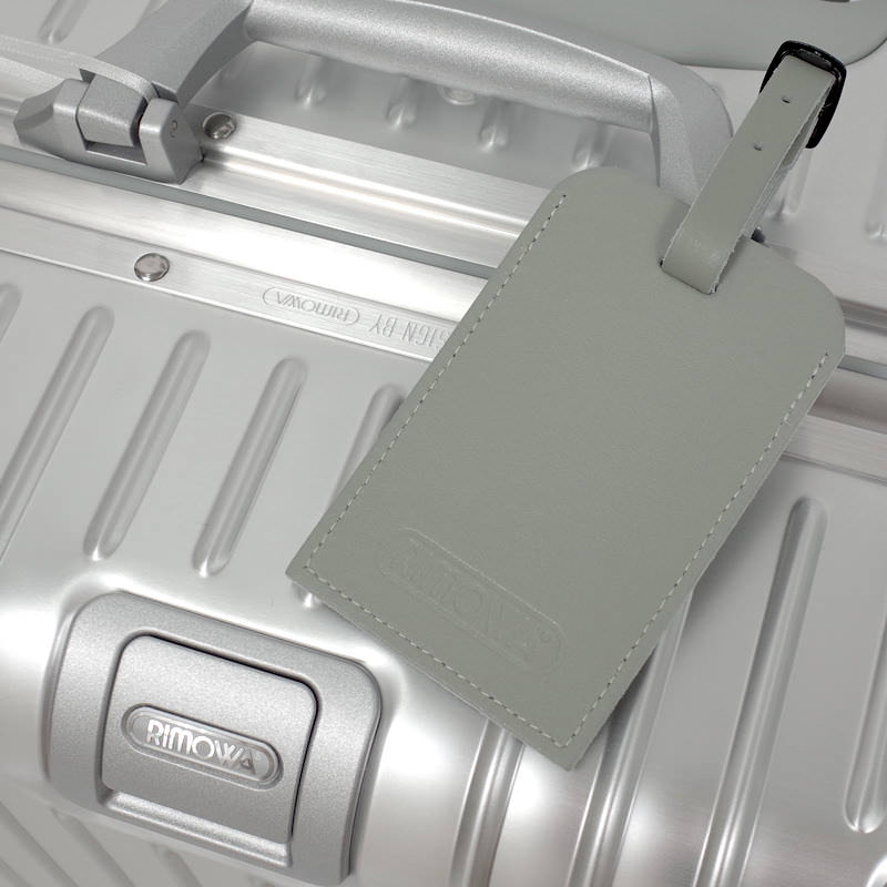 リモワ トパーズ 在庫商品 924.63.00.4 68リットル 4輪
