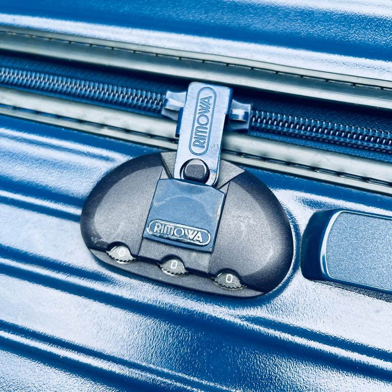 リモワ サルサ 854.70 82リットル 中古商品 4輪
