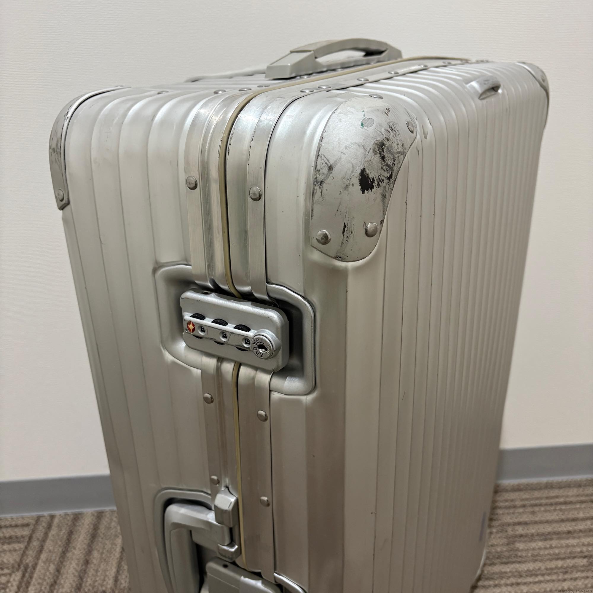 リモワ トパーズ 中古商品 930.70 82リットル 2輪
