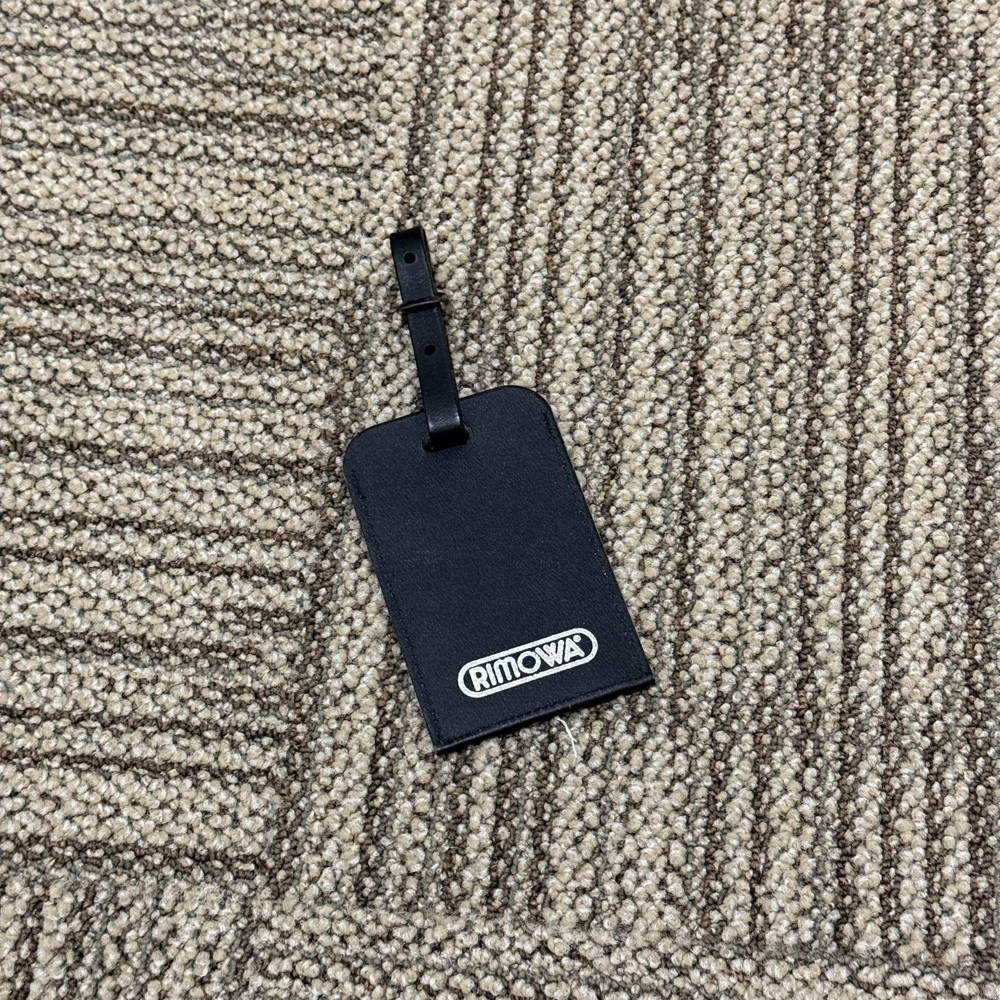 リモワ サルサ 810.52-10 中古美品 33リットル 2輪