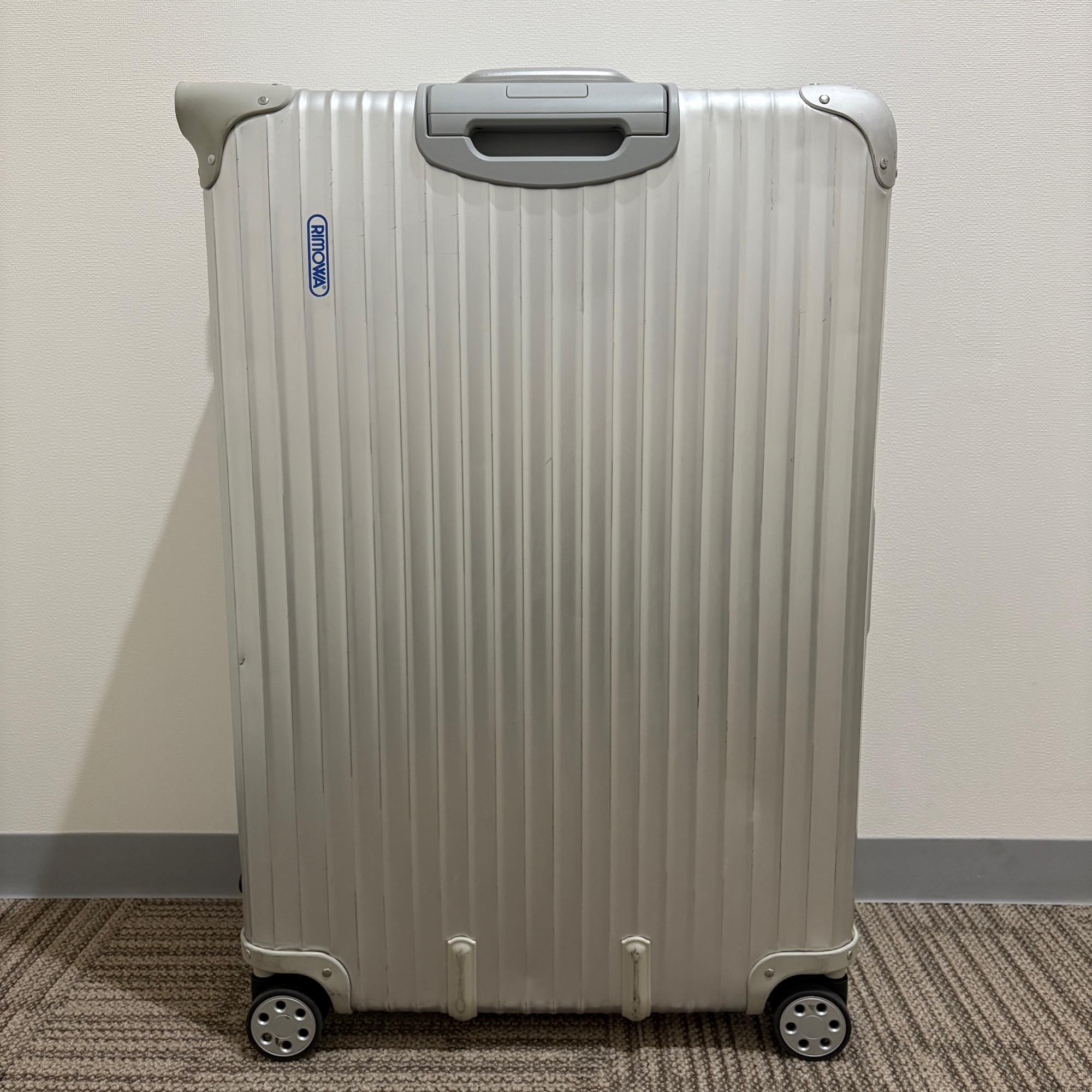リモワ トパーズ(オリジナル) 中古商品 932.77-10 104リットル 4輪