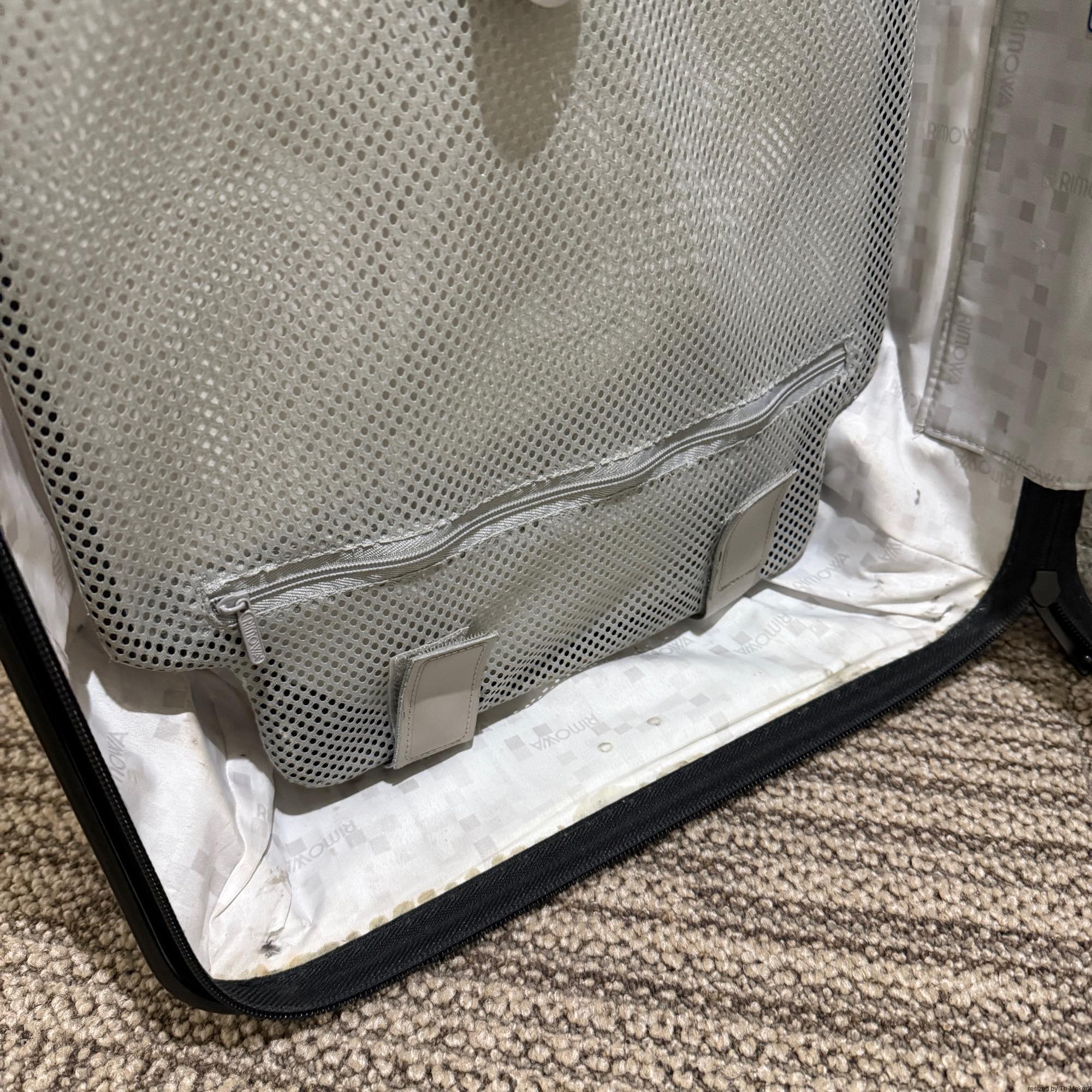 リモワ サルサ 810.52-11 中古美品 33リットル 2輪