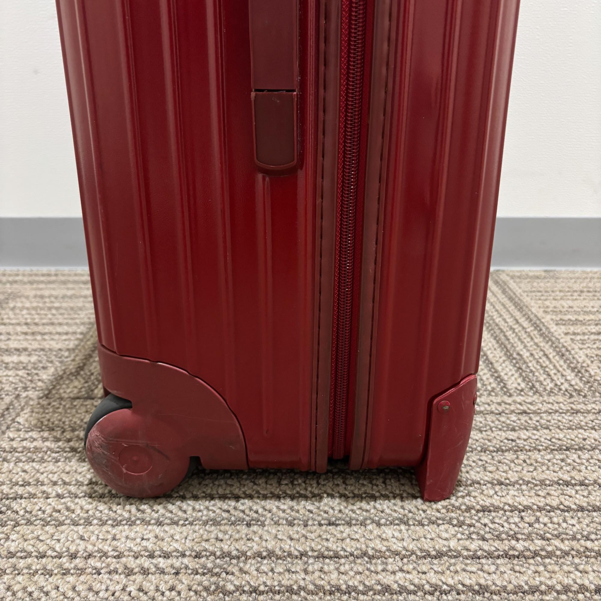 リモワ エッセンシャル(サルサ) 855.63-11 中古商品 63リットル 2輪