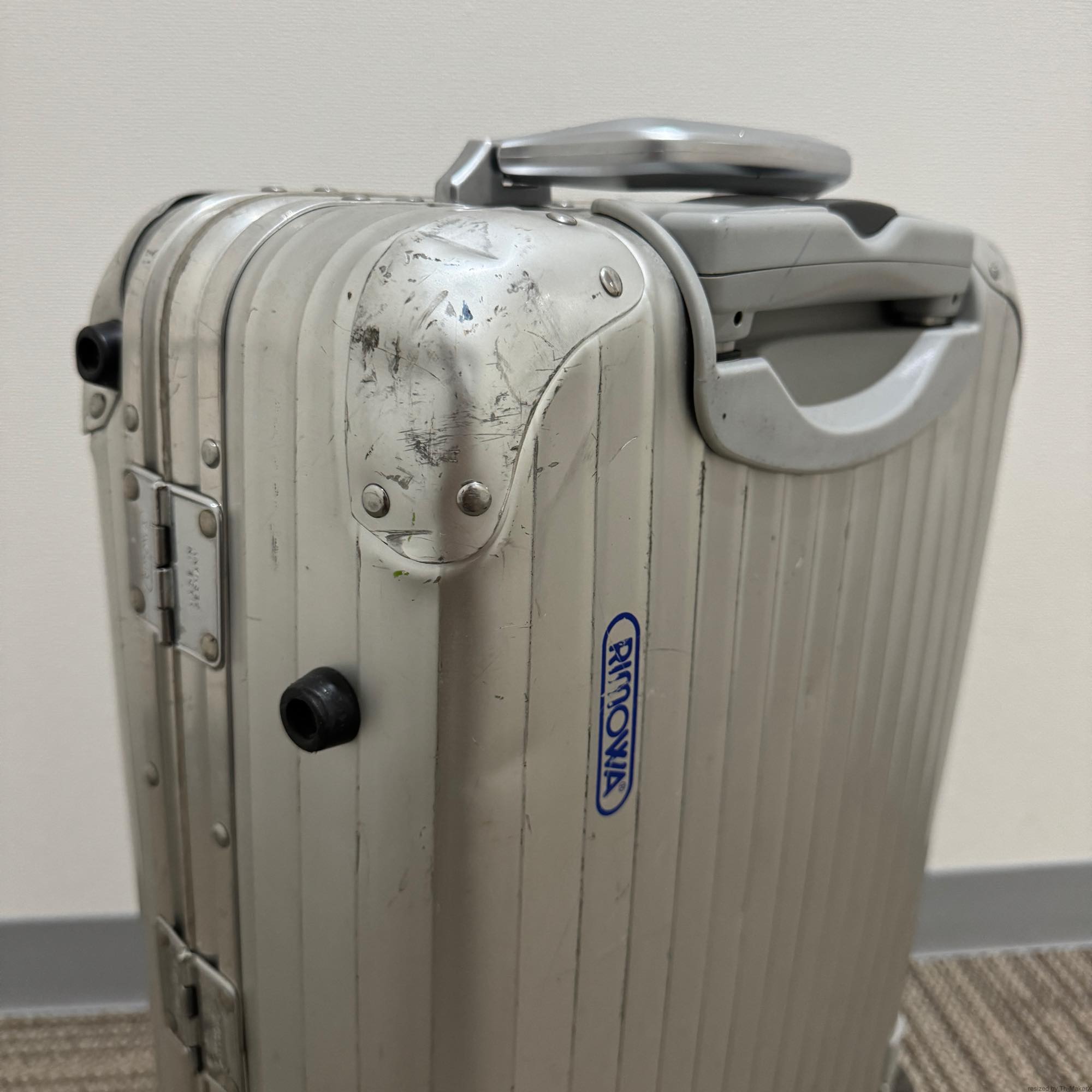 リモワ トパーズ 929.52-12 中古商品 32リットル 2輪