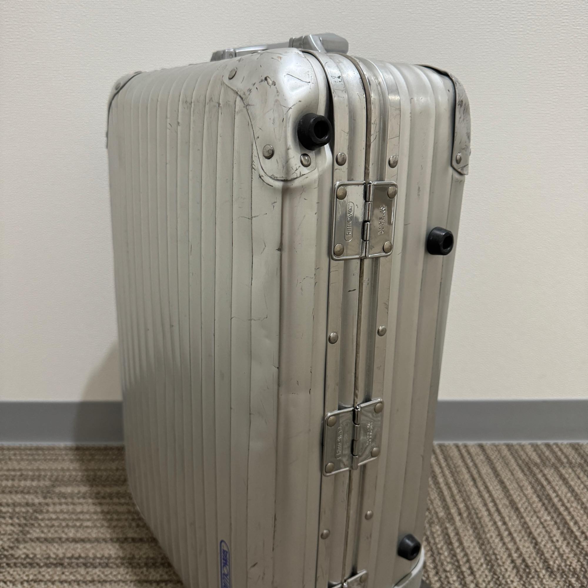 リモワ トパーズ 929.52-12 中古商品 32リットル 2輪