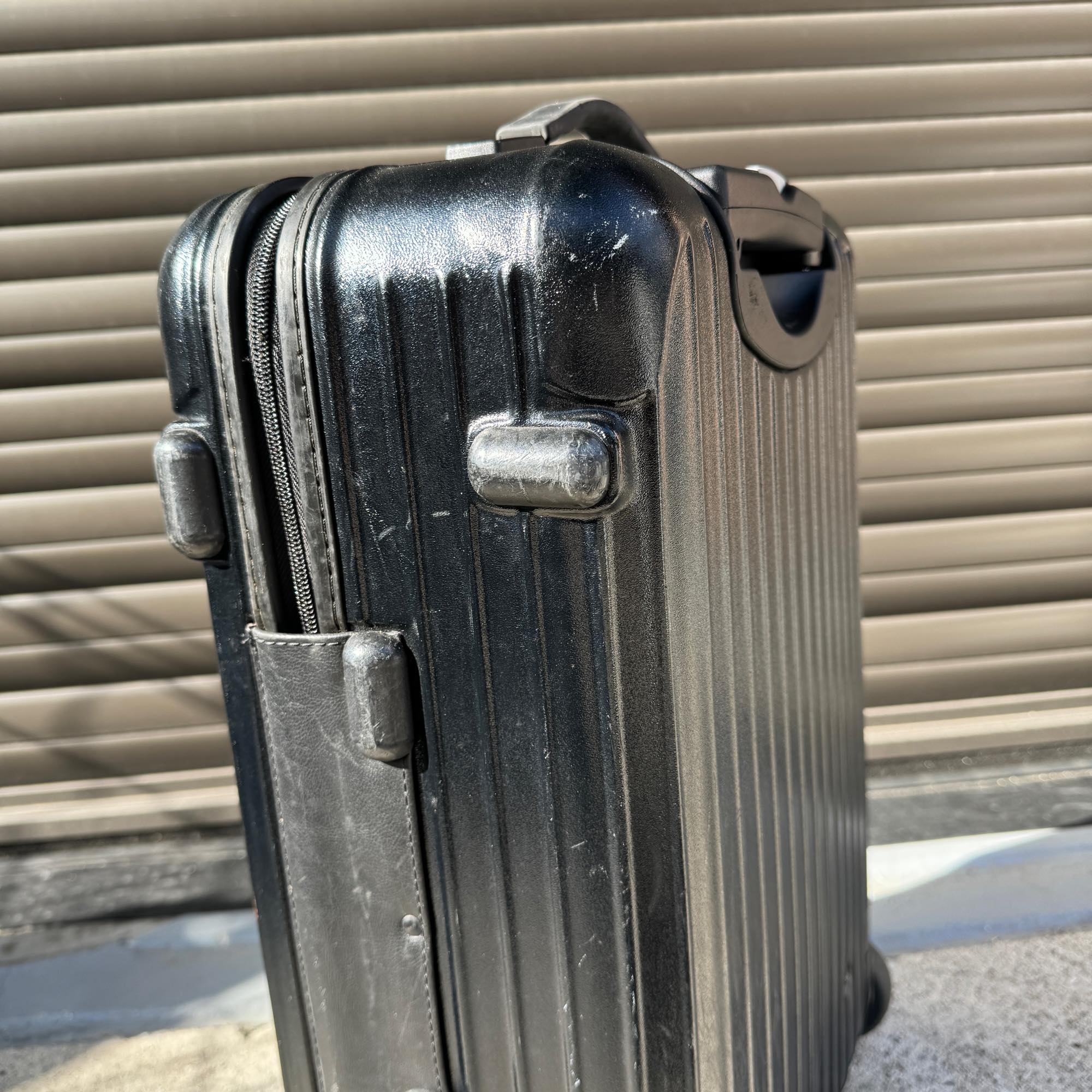 リモワ サルサ 851.52-16 32リットル 中古商品 2輪