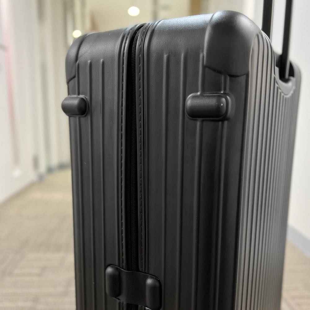 リモワ サルサ 810.70-2 78リットル 中古美品 4輪
