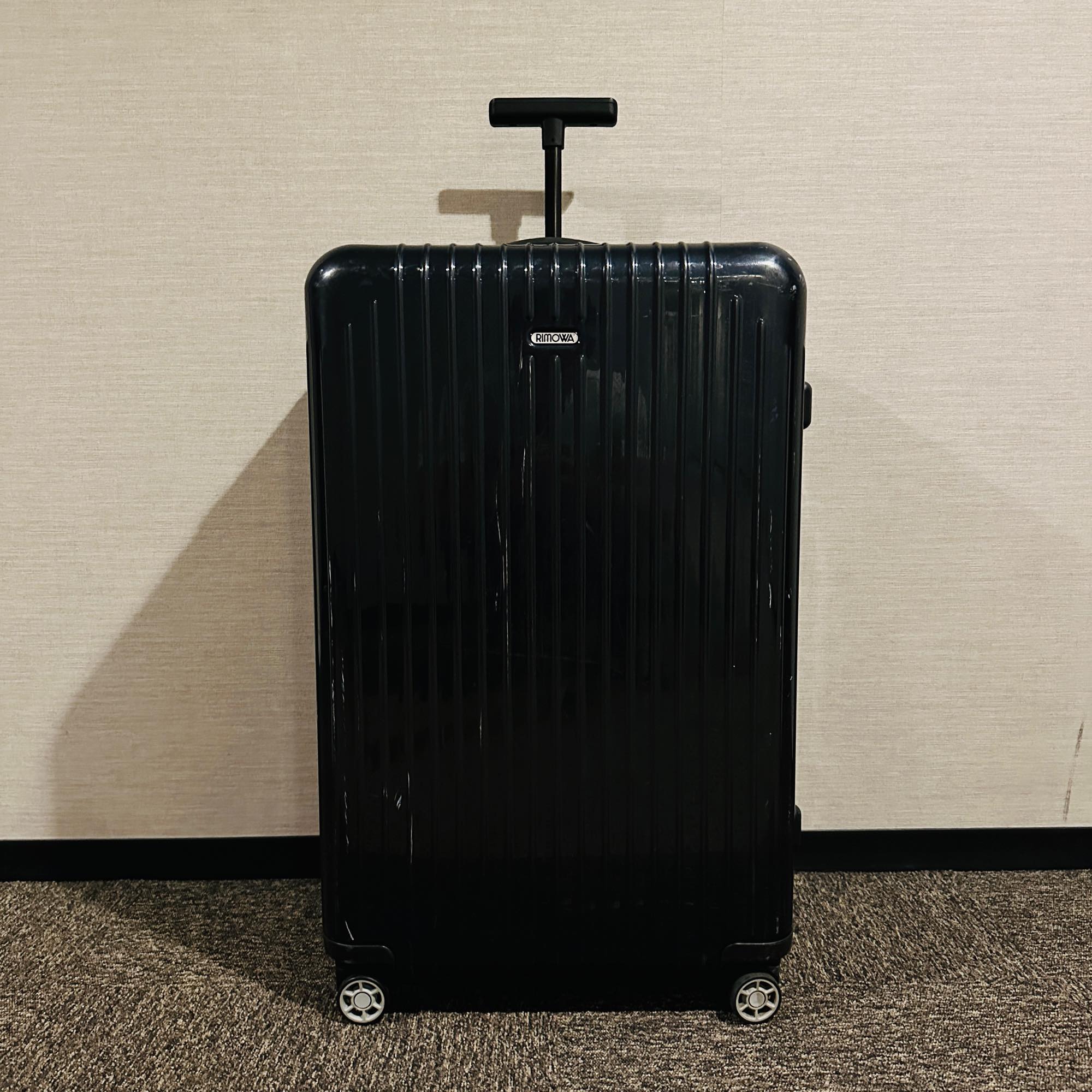 リモワ サルサエアー 825.70-2 80リットル 中古商品 4輪