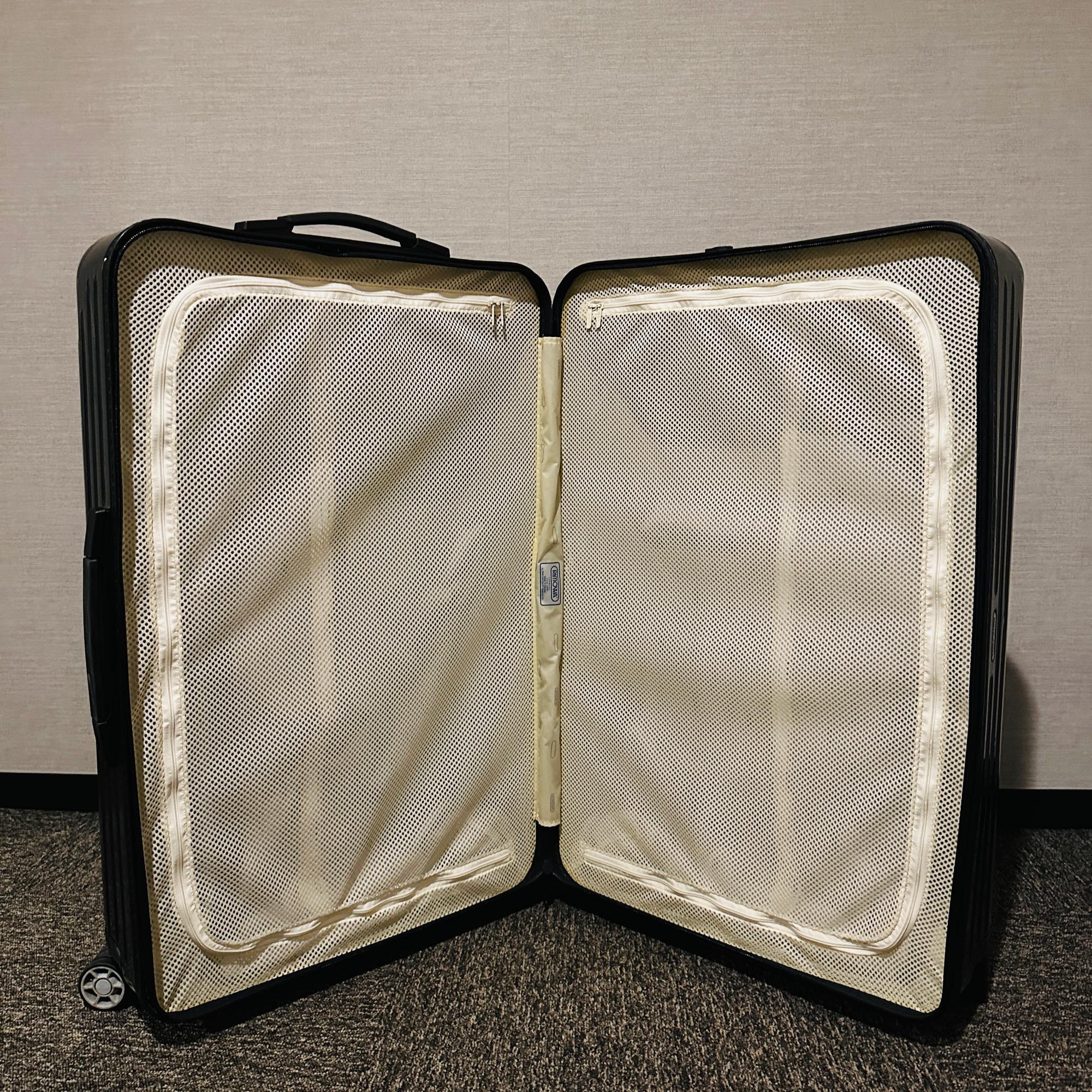 リモワ サルサエアー 825.70-2 80リットル 中古商品 4輪