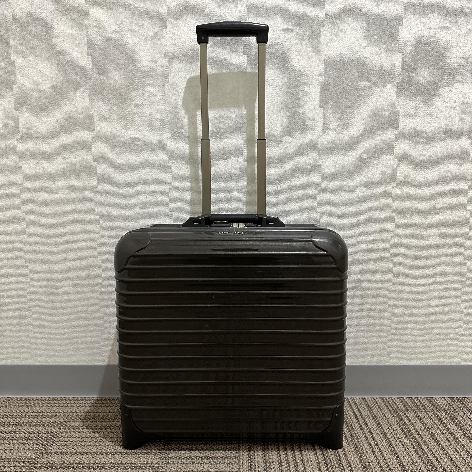 リモワ サルサデラックス 830.40-2 中古美品 25リットル 2輪