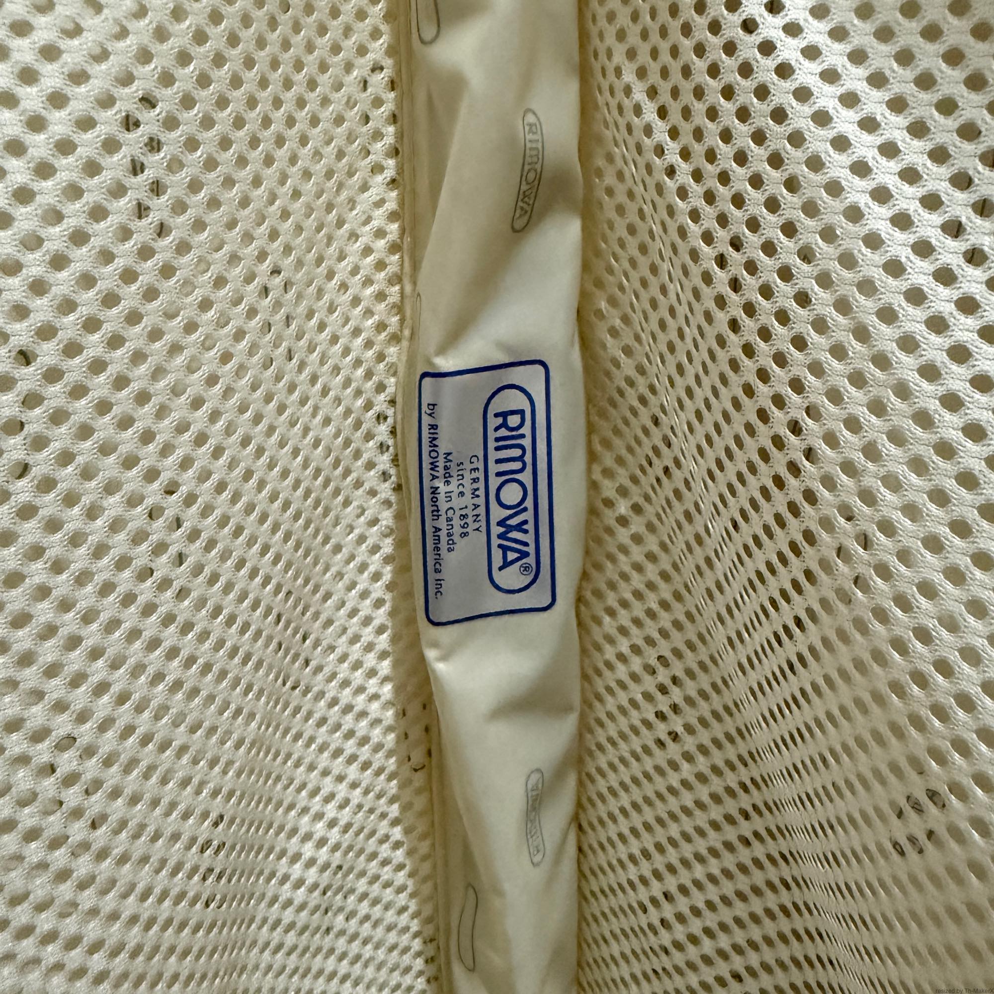 リモワ サルサエアー 845.63-2 中古美品 64リットル 4輪