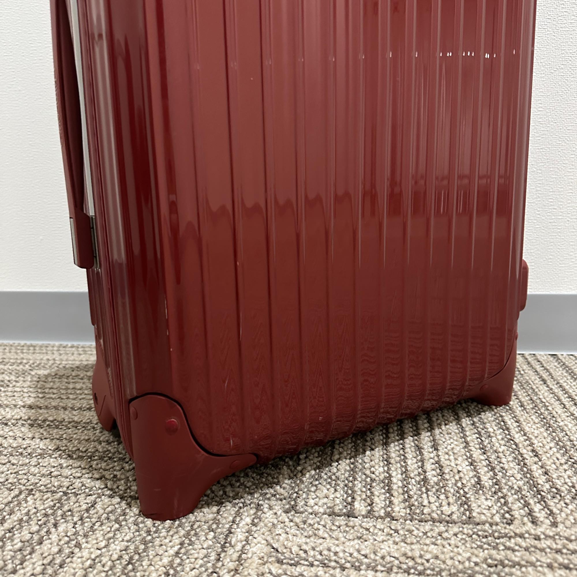 リモワ サルサデラックス 853.52-2 35リットル 中古美品 2輪