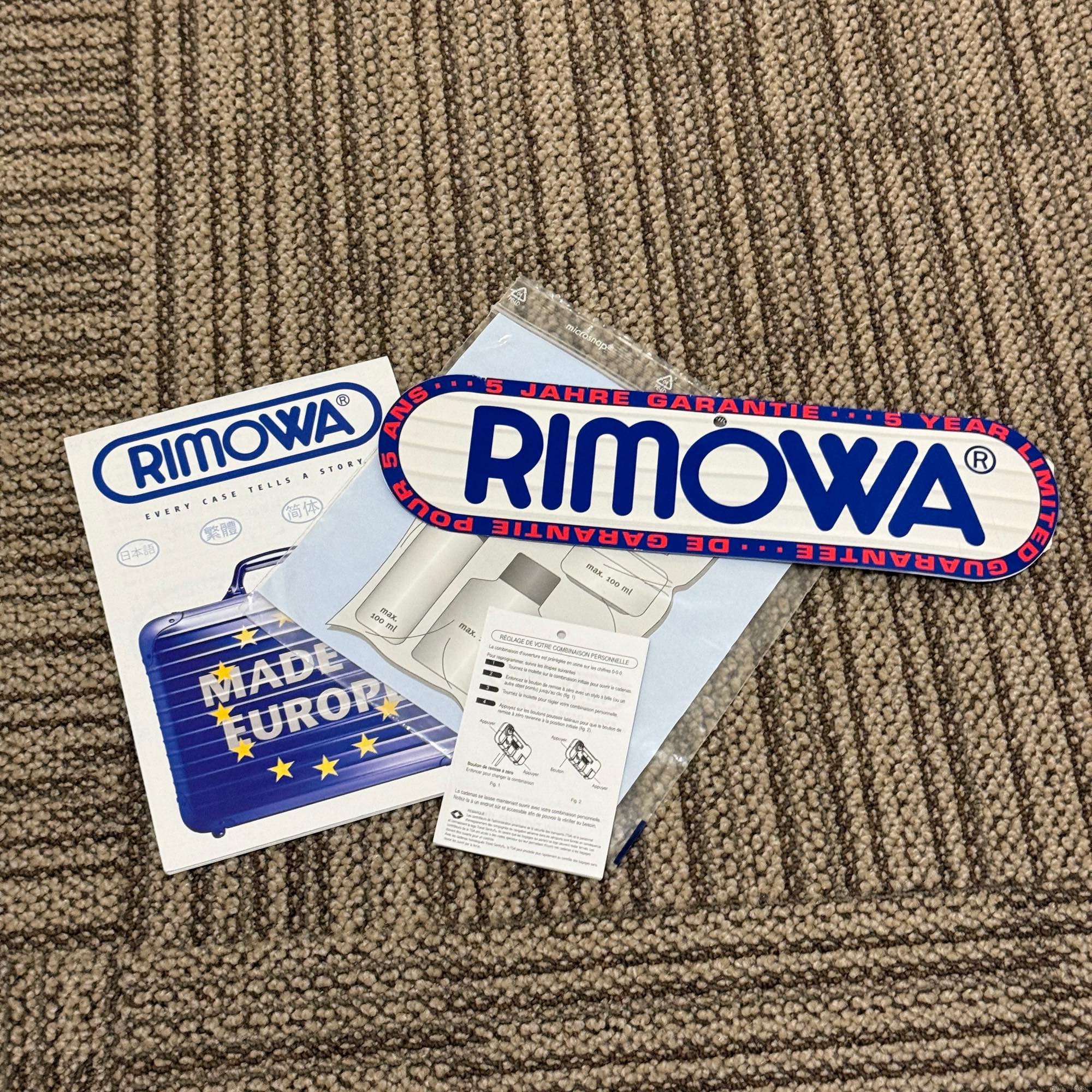 リモワ ボレロ 中古美品 861.52-2 37リットル 2輪