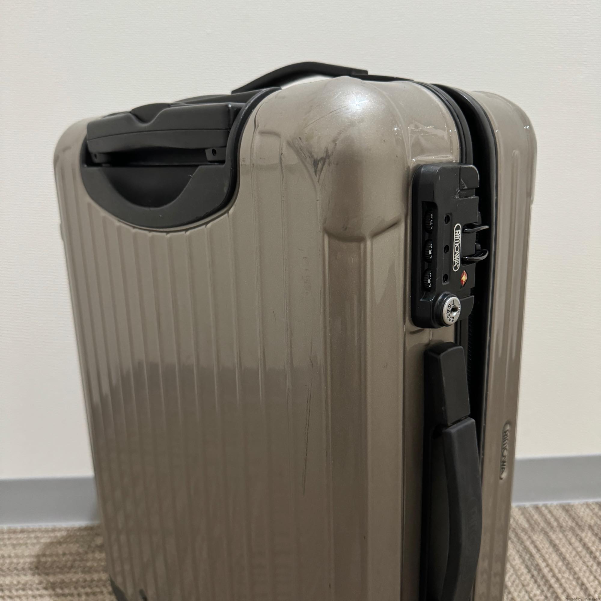 リモワ サルサ 中古美品 869.52-2 35リットル 4輪