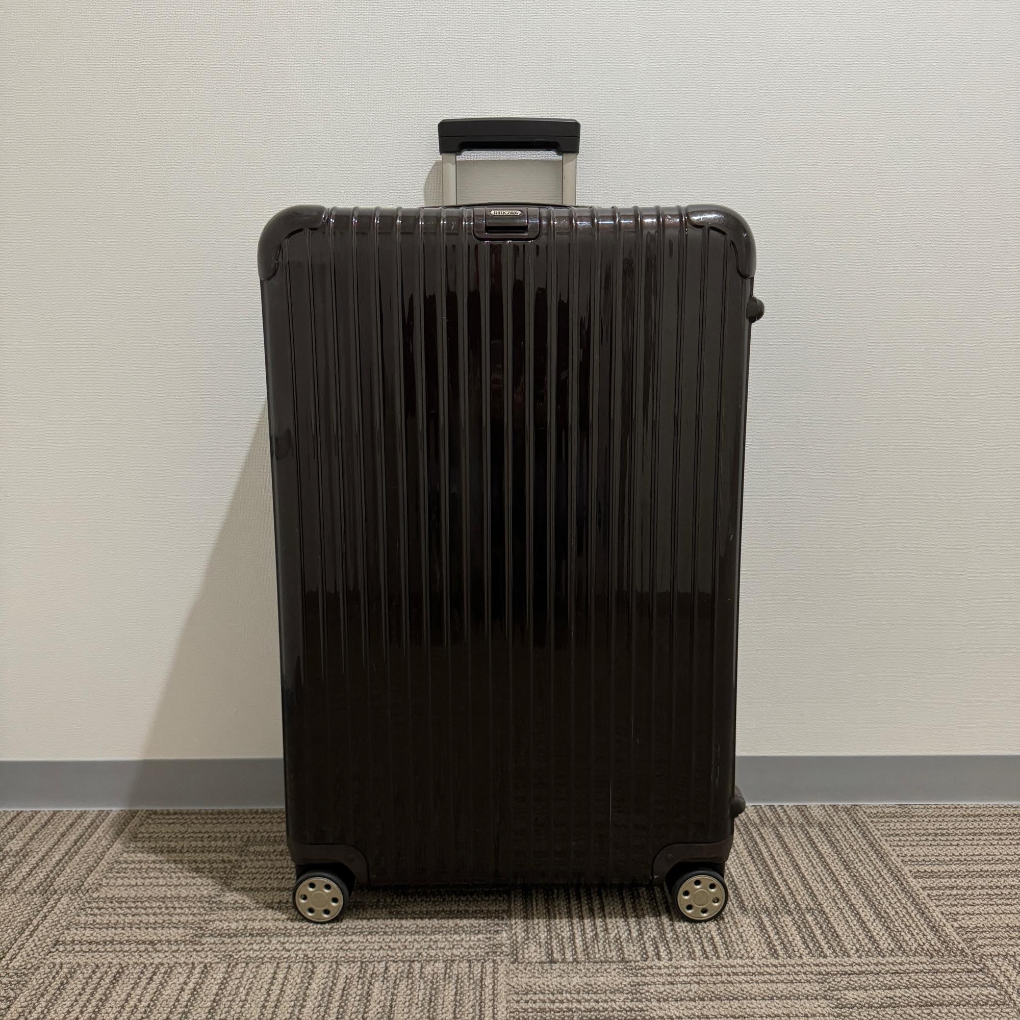 リモワ サルサデラックス 872.77-2 中古商品 104リットル 4輪