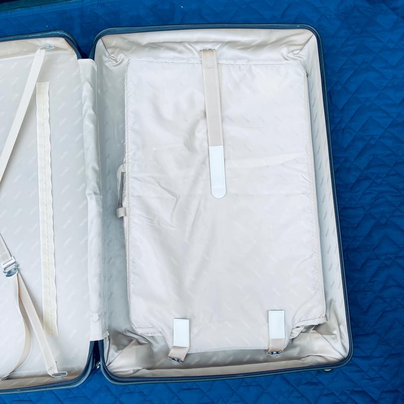 リモワ サルサデラックス 3Suiter U2-872.80 中古商品 131リットル 4輪