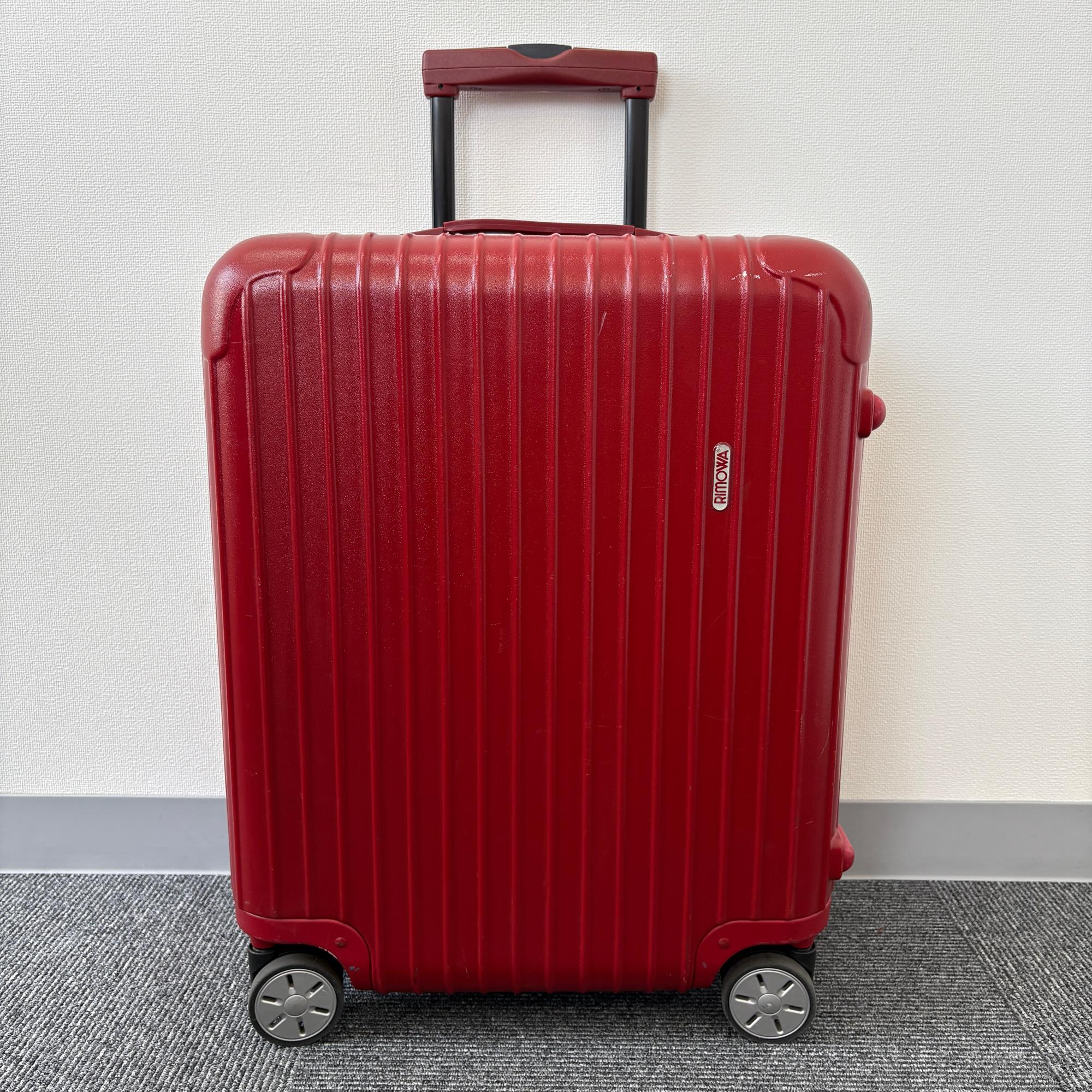 リモワ サルサ(エッセンシャル) 875.56-2 45リットル 中古美品 4輪