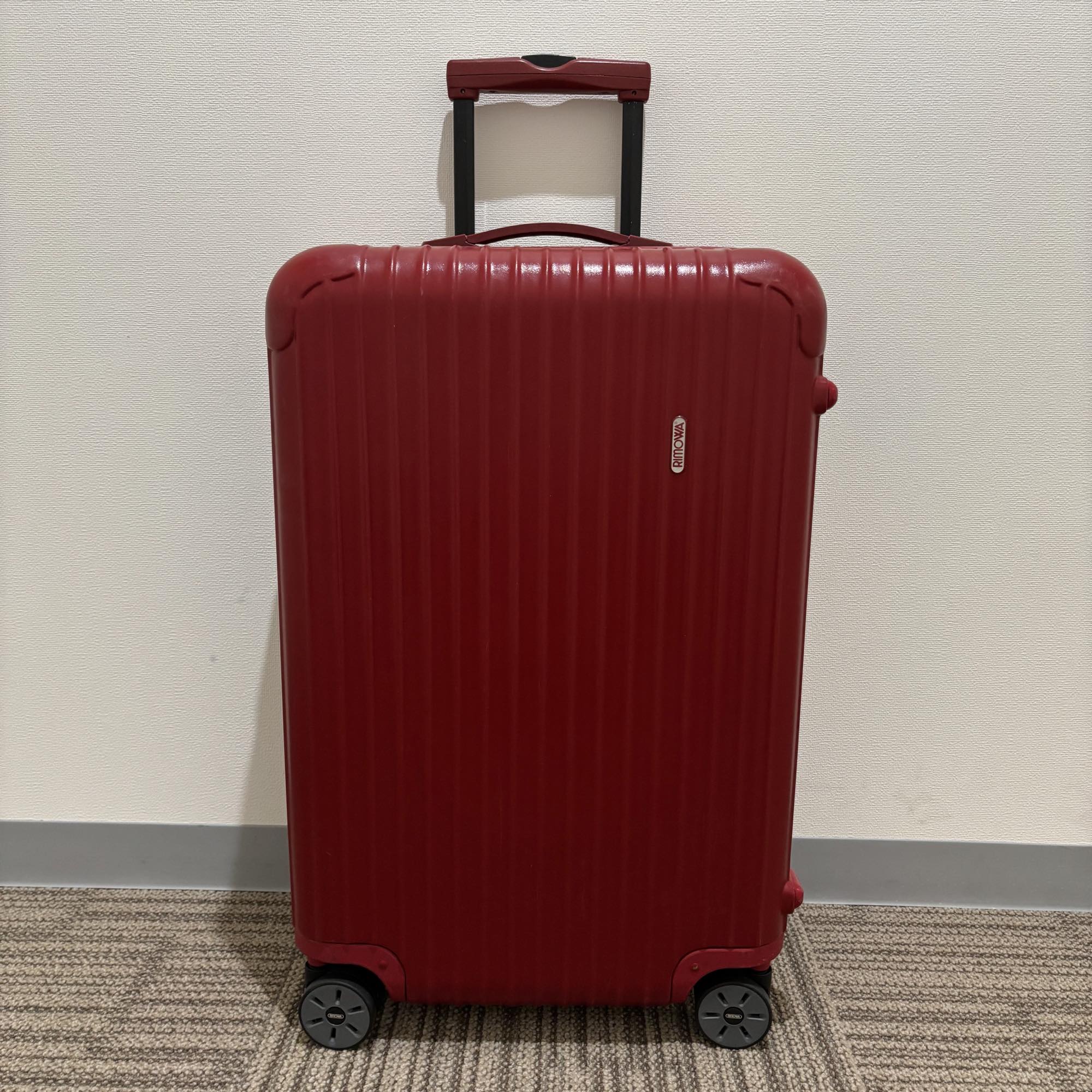 リモワ エッセンシャル(サルサ) 875.63 中古美品 61リットル