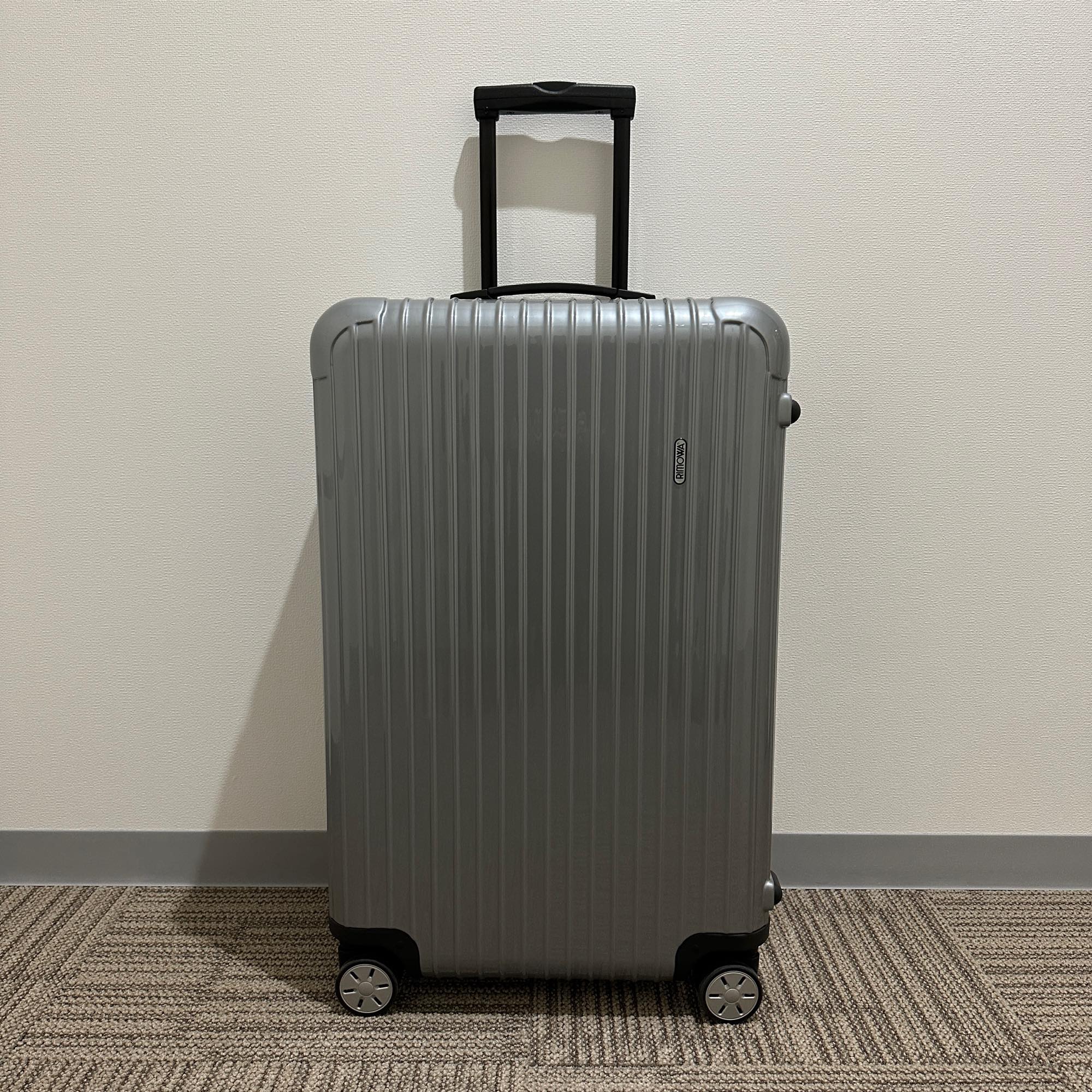 リモワ サルサ 876.70-2 82リットル 中古美品 4輪