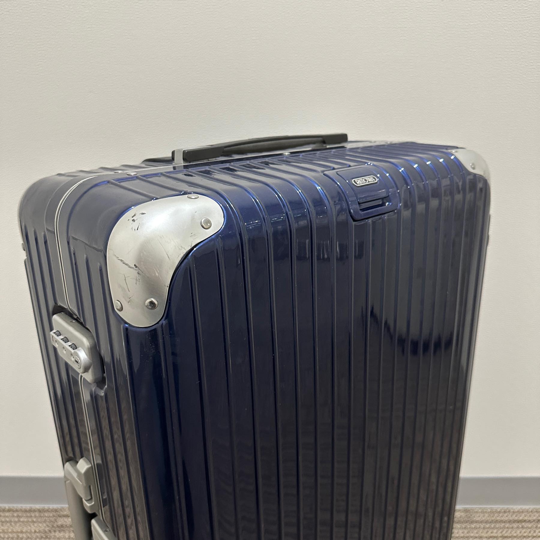 リモワ リンボ 891.70-2 82L 中古美品 4輪