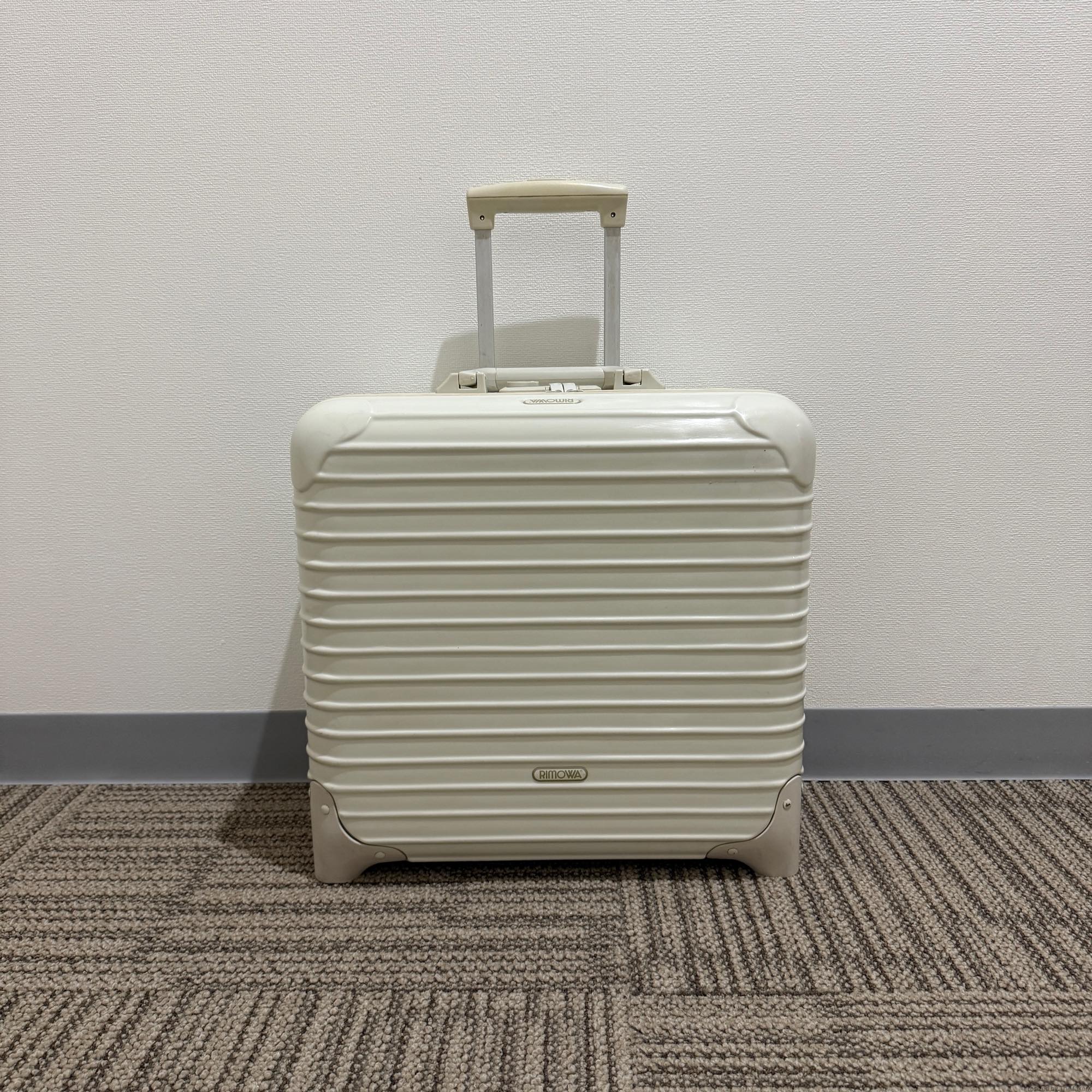 リモワ ユナイテッドアローズ限定サルサ 895.47-2 中古美品 20リットル 2輪