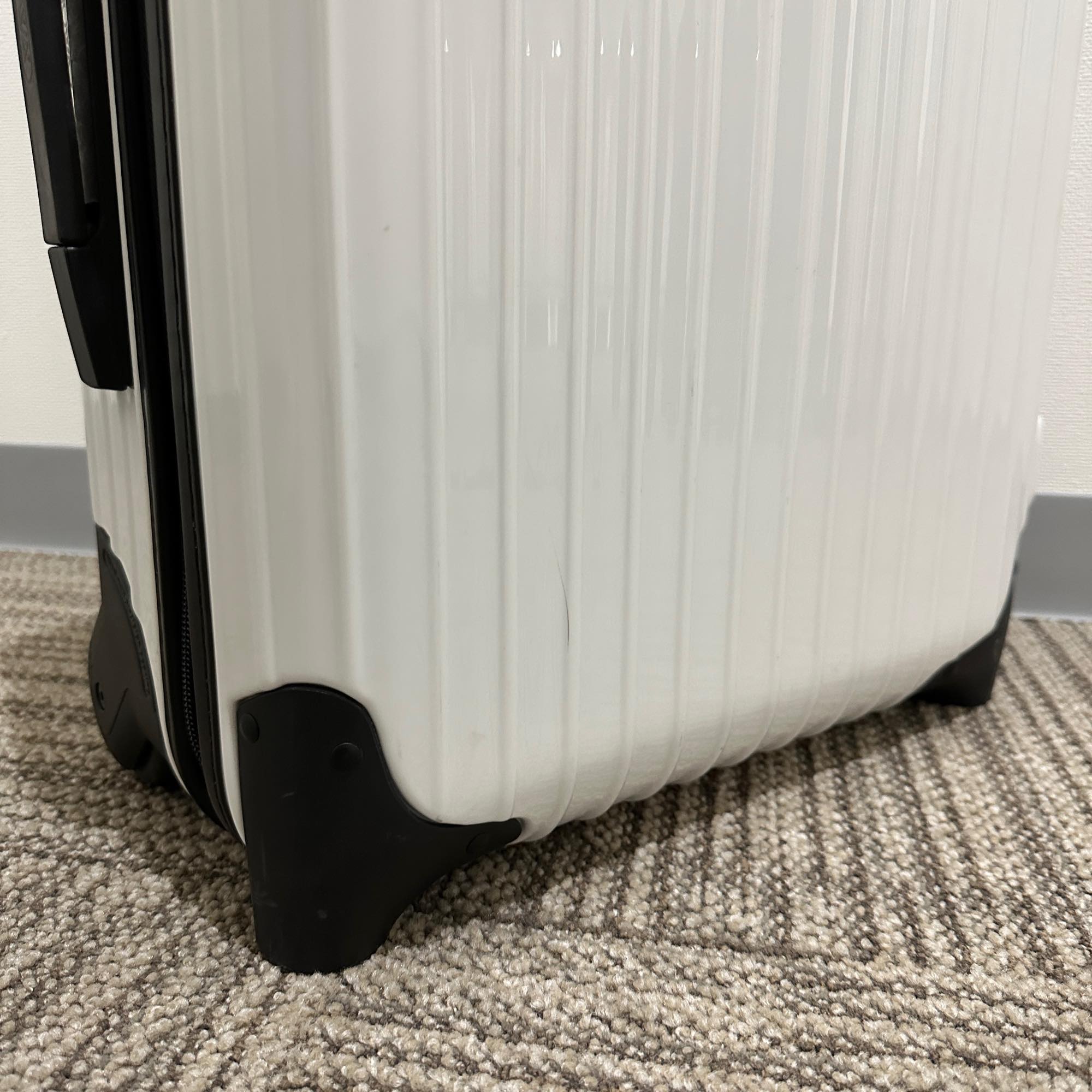 リモワ サルサ 898.06-2 35リットル 中古美品 2輪