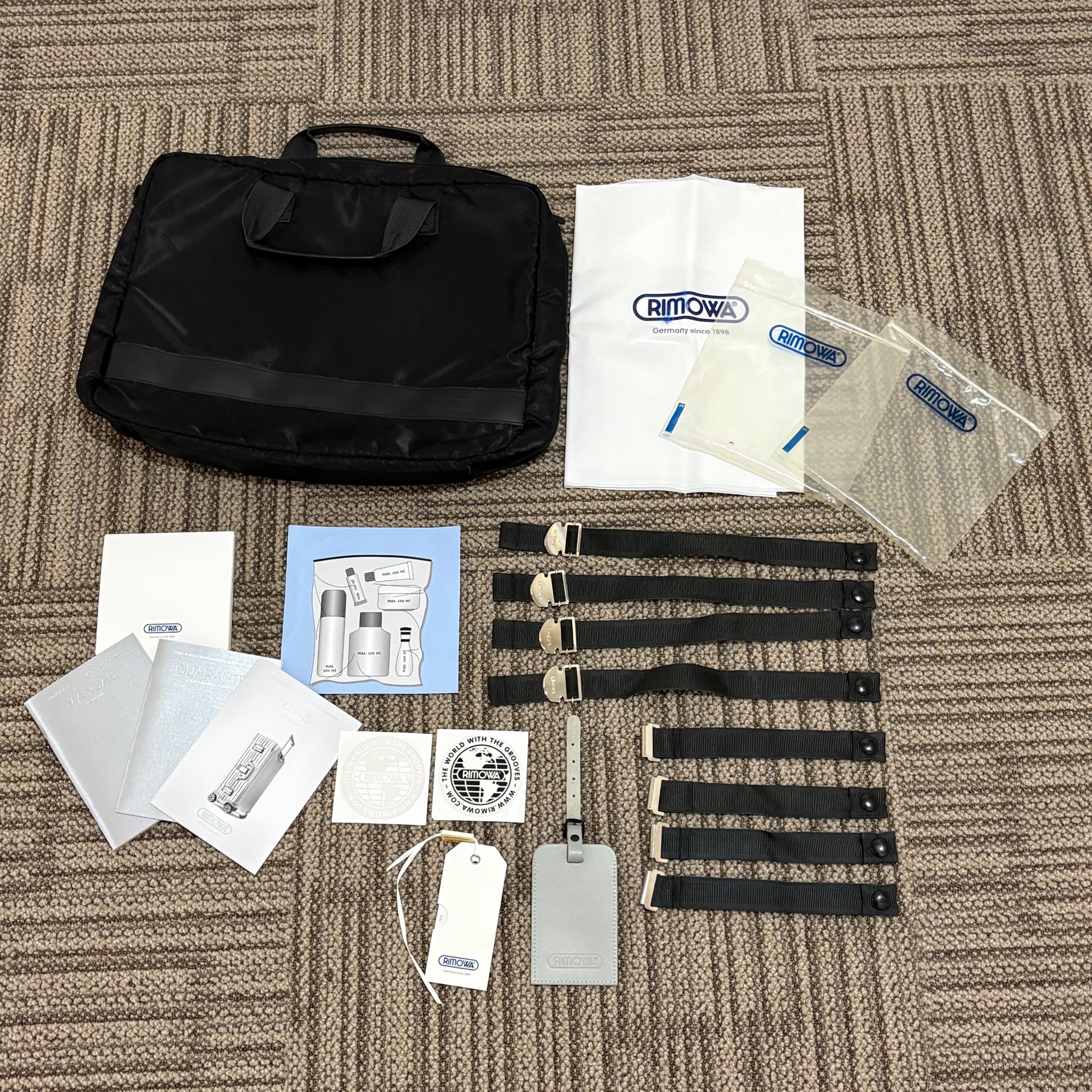 リモワ トパーズ 923.40-2 中古美品 26リットル 4輪
