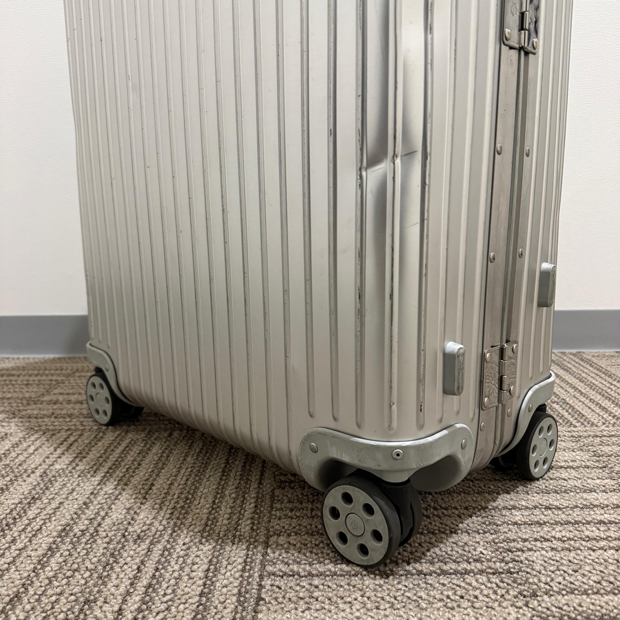 リモワ オリジナル チェックインL 925.73.00.4-2 シルバー 中古商品 86リットル 4輪