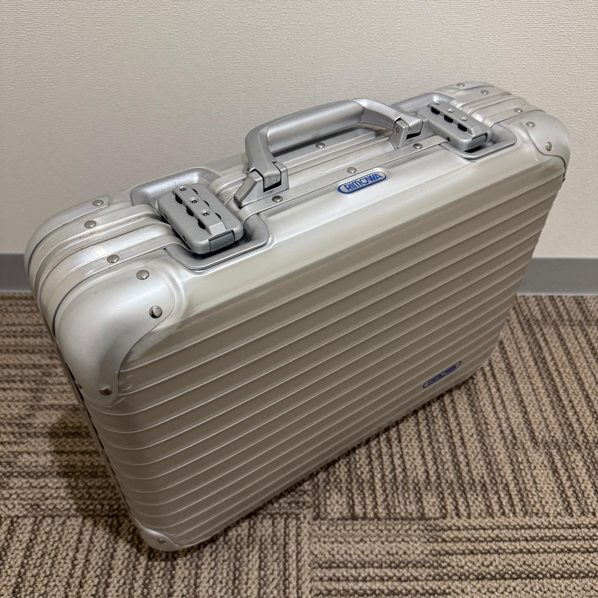 リモワ アタッシェケース 中古商品 928.14-2 22リットル