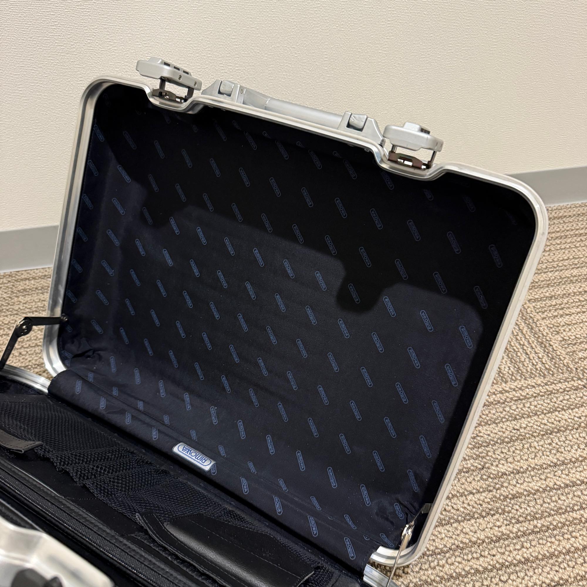 リモワ アタッシェケース 中古商品 928.14-2 22リットル