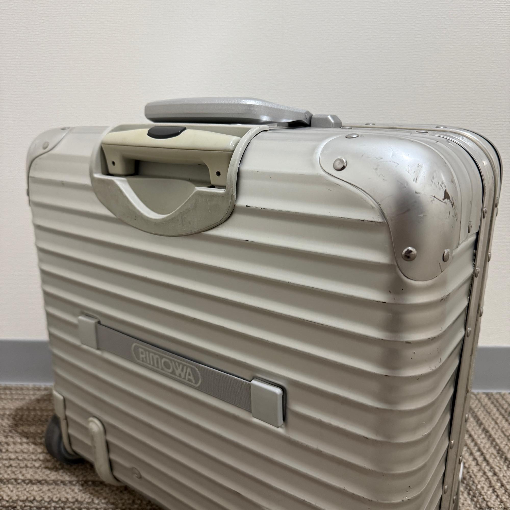 リモワ トパーズ 中古商品 U928.40-2 23リットル 2輪