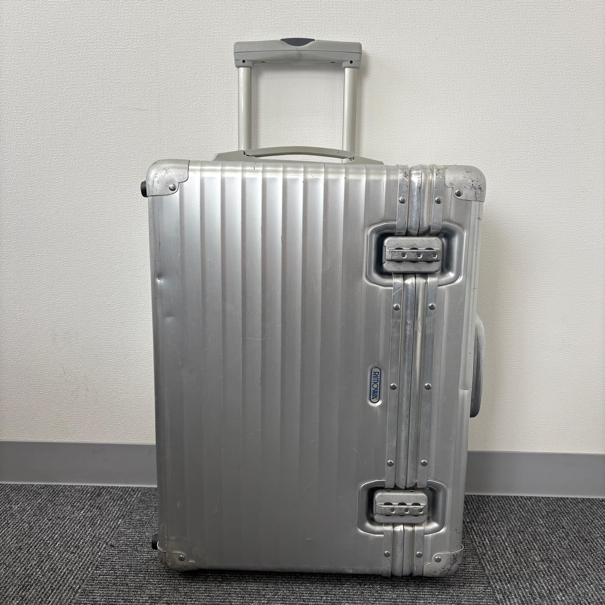 リモワ トパーズ(オリジナル) U950.51-2 中古美品 42リットル 2輪