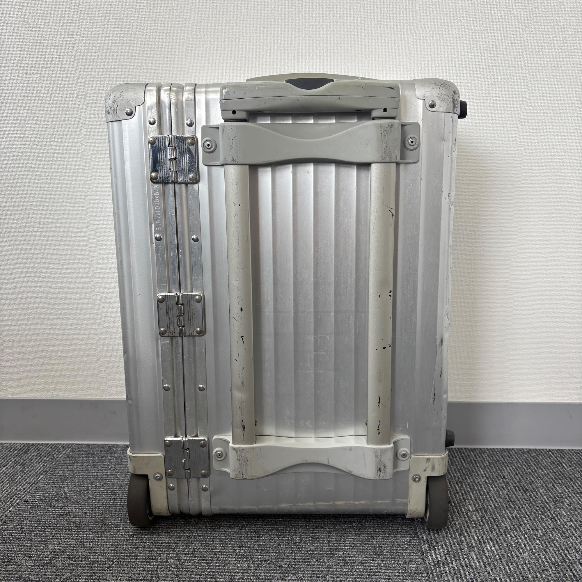 リモワ トパーズ(オリジナル) U950.51-2 中古美品 42リットル 2輪