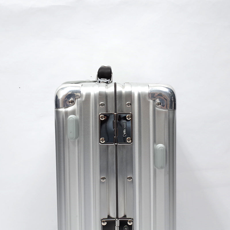 リモワ クラシックフライト 中古美品 971.52-2 33リットル 4輪