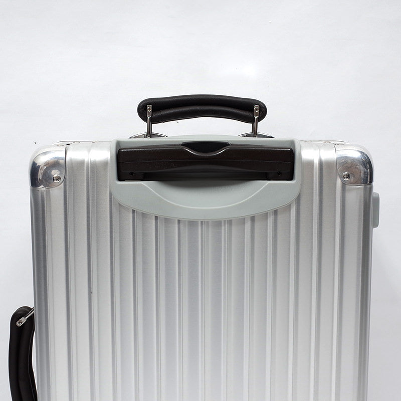 リモワ クラシックフライト 中古美品 971.52-2 33リットル 4輪